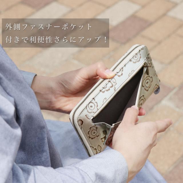 スリムでもしっかり使える機能的なデザイン