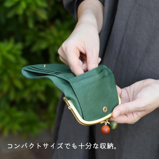 コンパクトサイズでも十分な収納。