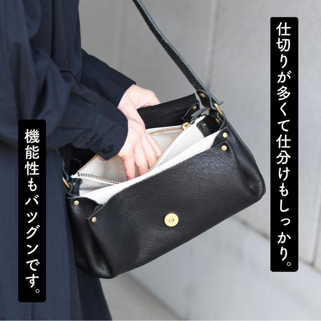 仕切りが多くて仕分けもしっかり。機能性もバツグンです。