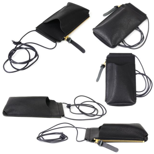 スマートフォンとお金を入れて持ち歩くのにぴったりなミニポシェットです。