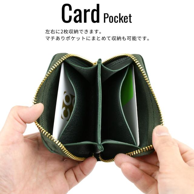 カードポケット 左右に2枚収納できます。マチありポケットに収納も可能です。