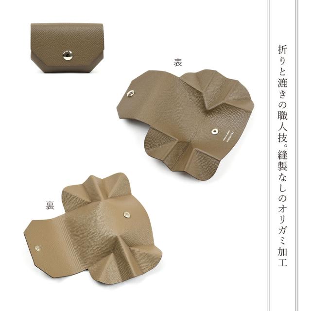 折りと漉きの職人技。縫製なしのオリガミ加工