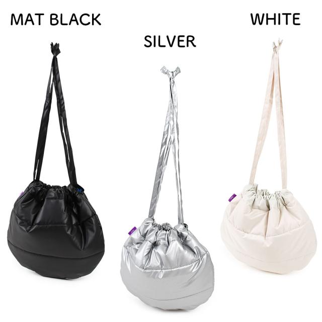 こちらの画像にはMAT BLACK、SILVER、WHITEが記載されています。