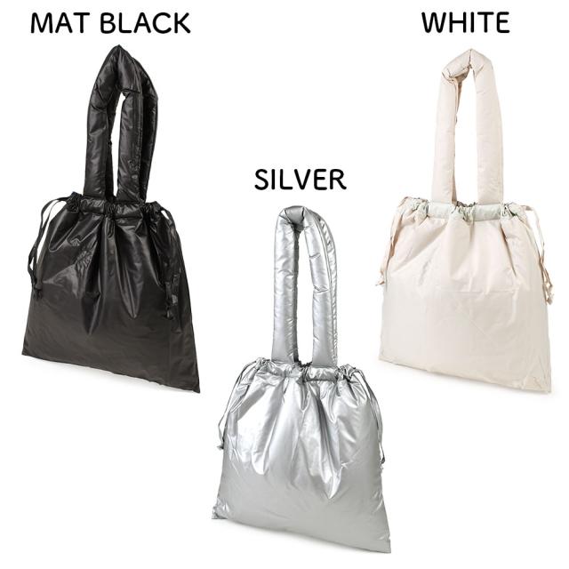 こちらの画像にはMAT BLACK、SILVER、WHITEが記載されています。