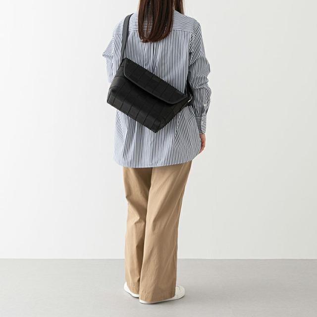 モデル使用イメージ4