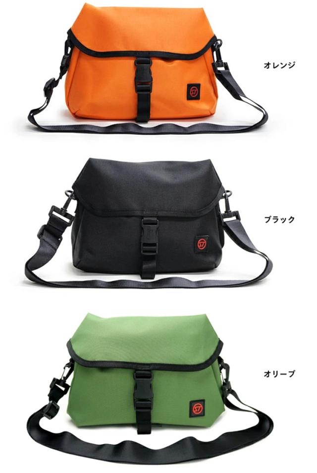 防水ショルダーバッグ
