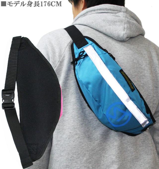 ウエストポーチ