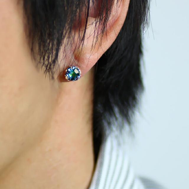 e.m.イーエム　ミスティッククォーツの一粒ピアス　片耳　SILVER e.m.イーエム ミスティッククォーツの一粒ピアス 片耳 SILVER