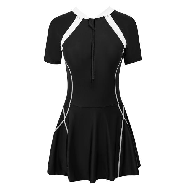 フィットネス水着