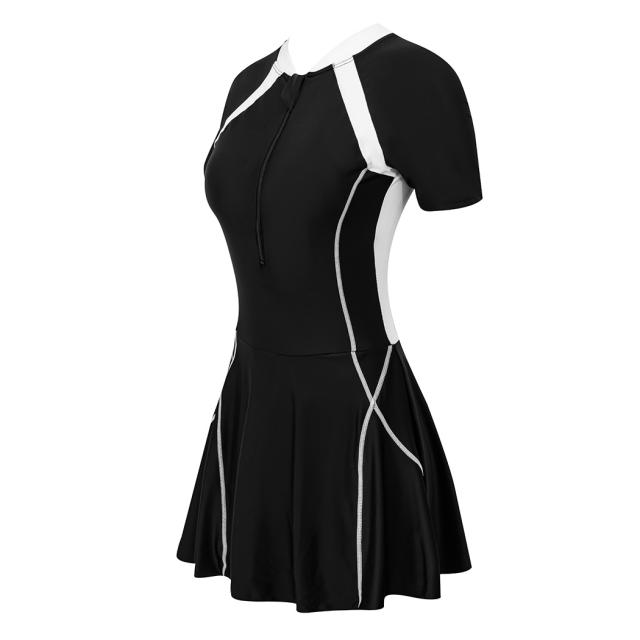 フィットネス水着