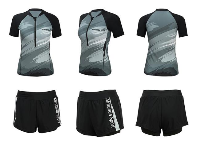 フィットネス水着