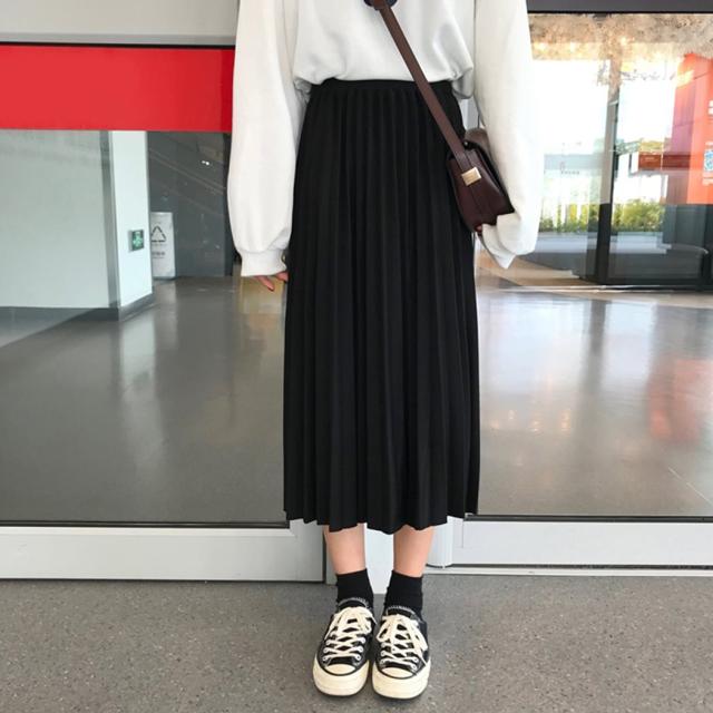 プリーツスカート