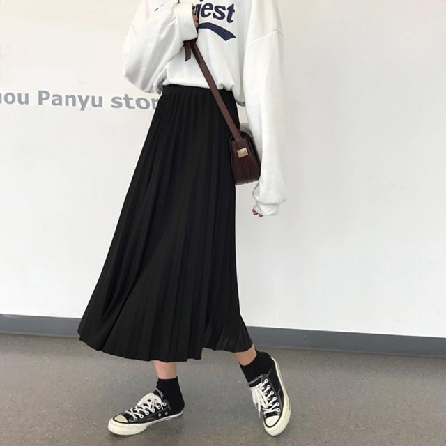 プリーツスカート