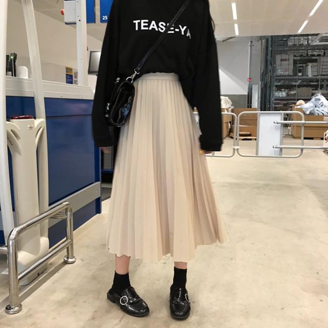 プリーツスカート