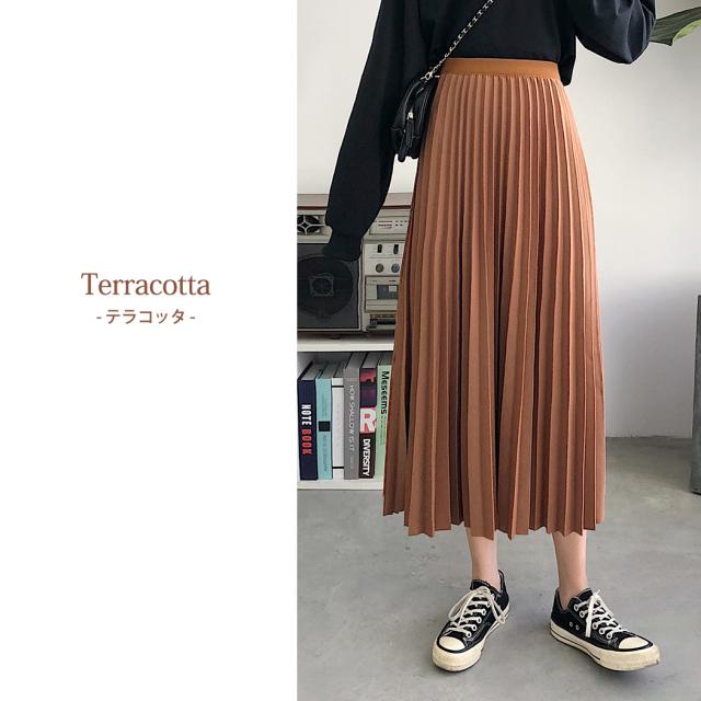 プリーツスカート