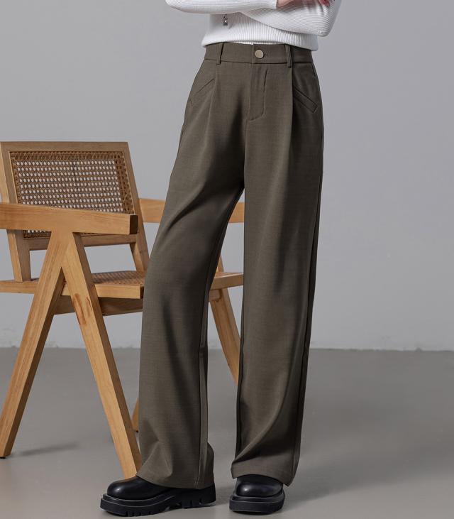 タックパンツ