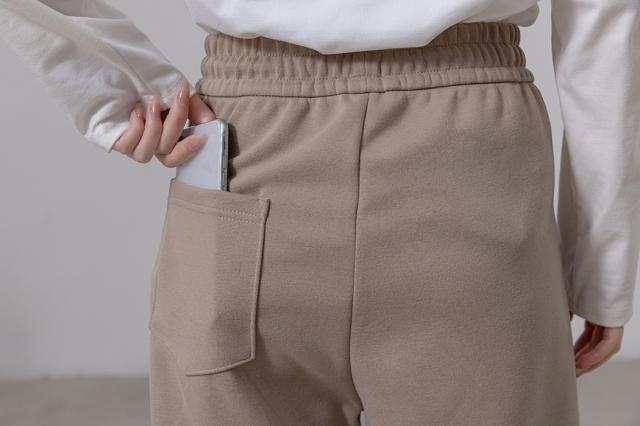 スウェットパンツ