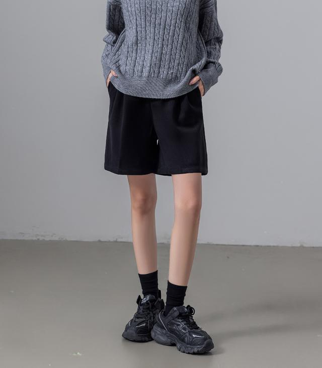 ショートパンツ