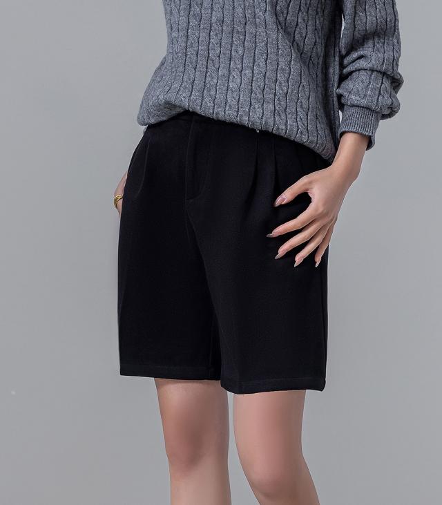 ショートパンツ