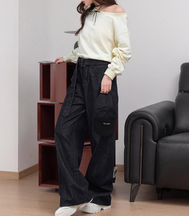 デニムパンツ