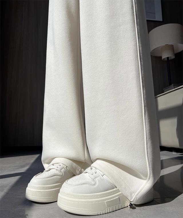 スウェットパンツ