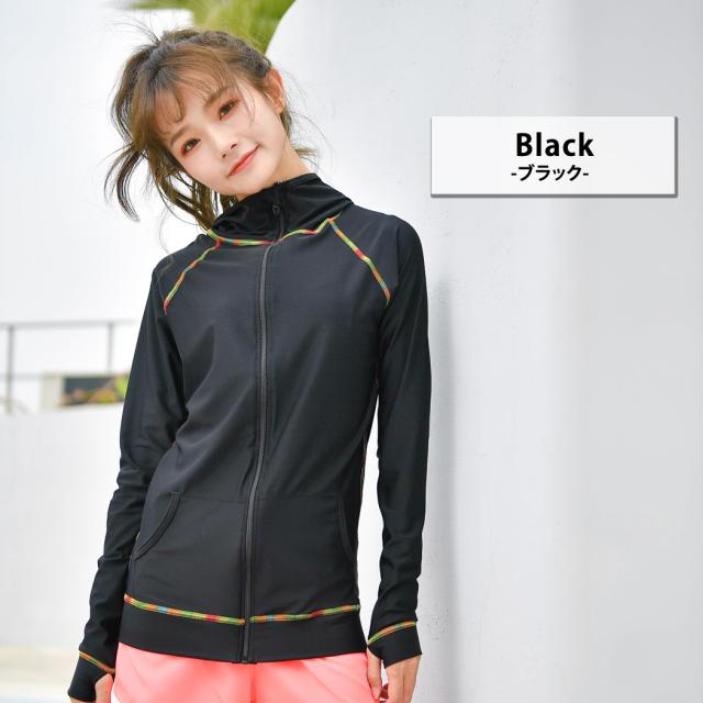 ラッシュガード