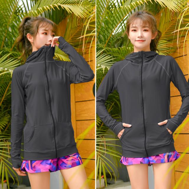 ラッシュガード