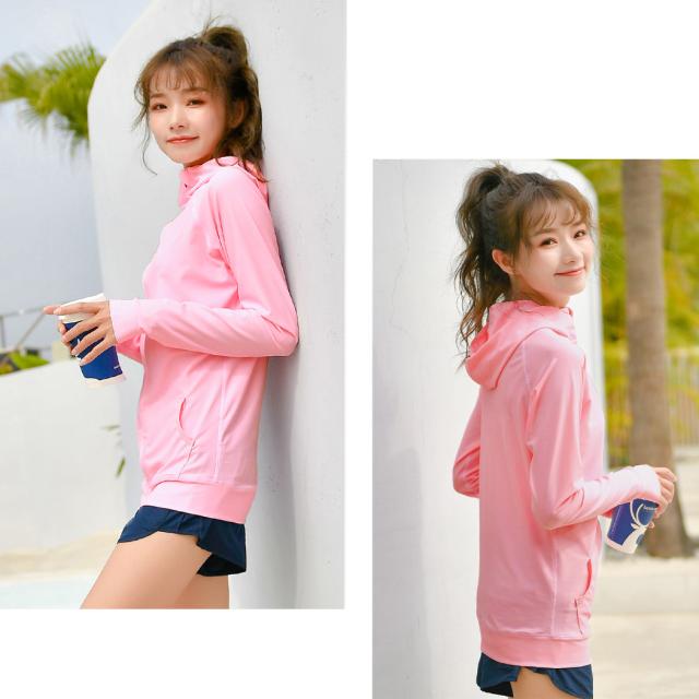 ラッシュガード