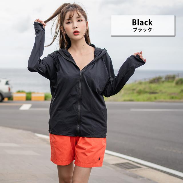 ラッシュガード