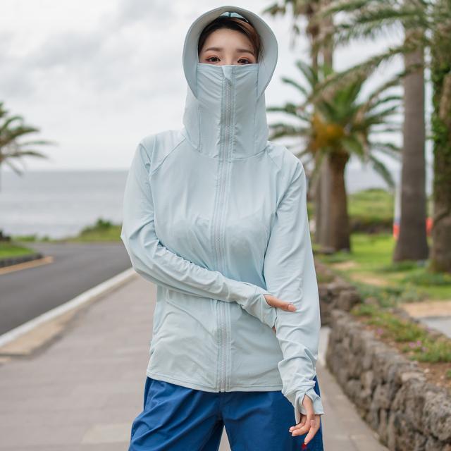 ラッシュガード