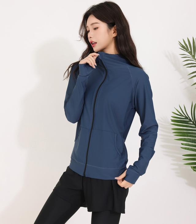 ラッシュガード