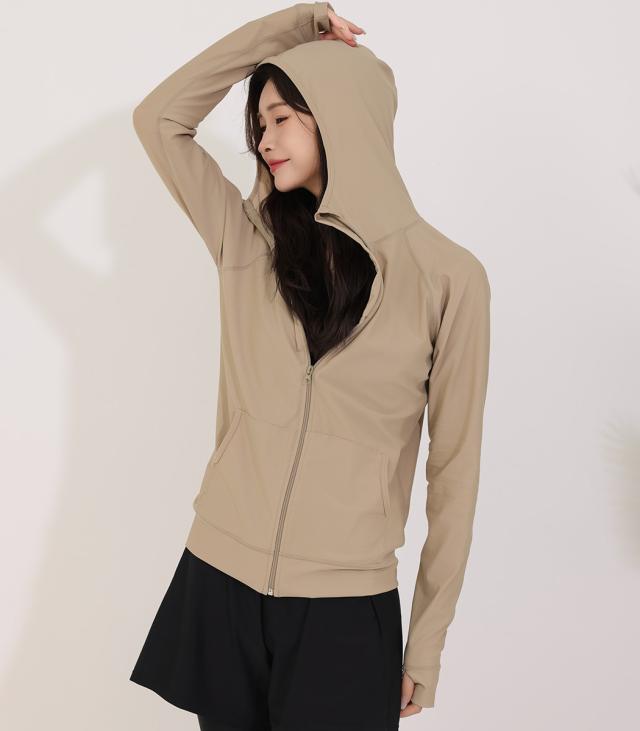 ラッシュガード