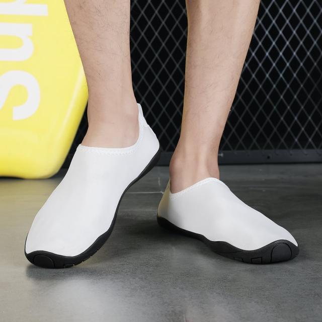 マリンシューズ