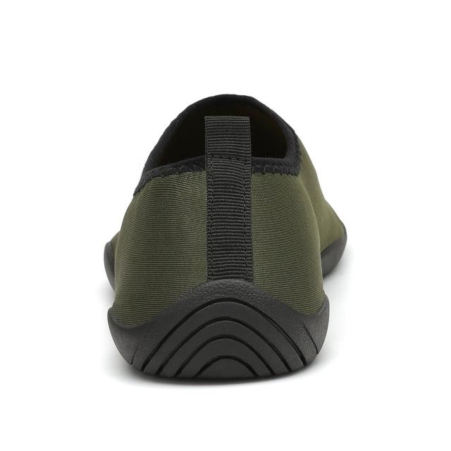 マリンシューズ