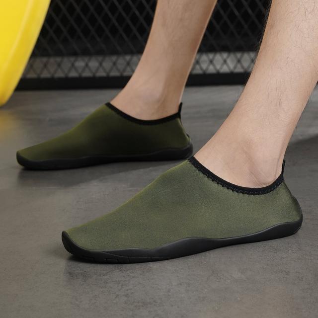 マリンシューズ