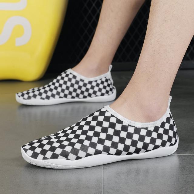 マリンシューズ