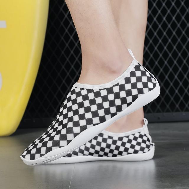 マリンシューズ