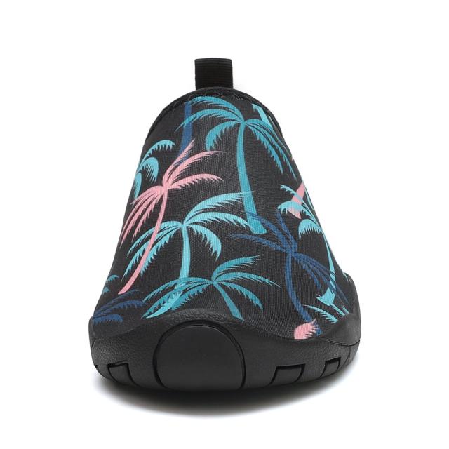 マリンシューズ