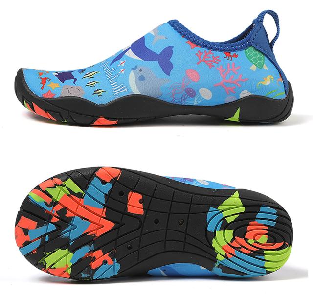 マリンシューズ