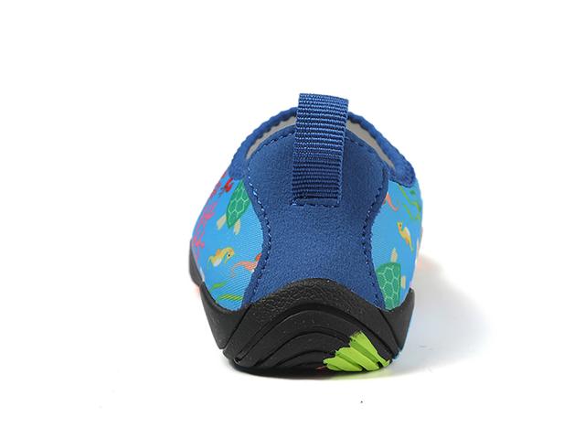 マリンシューズ