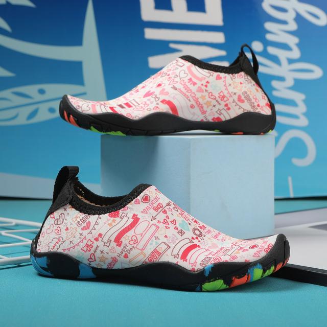 マリンシューズ