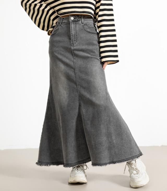 デニムスカート