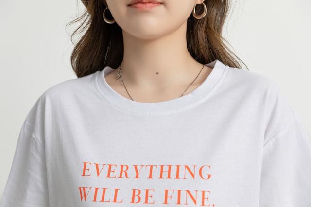 Tシャツ