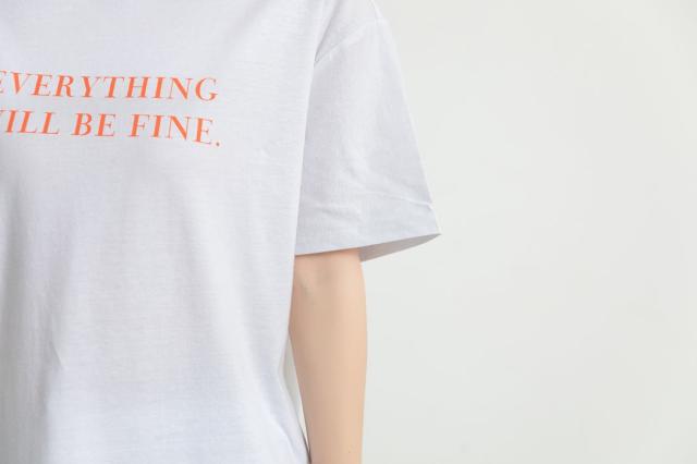 Tシャツ