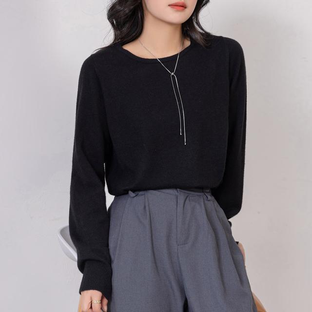 ニットセーター