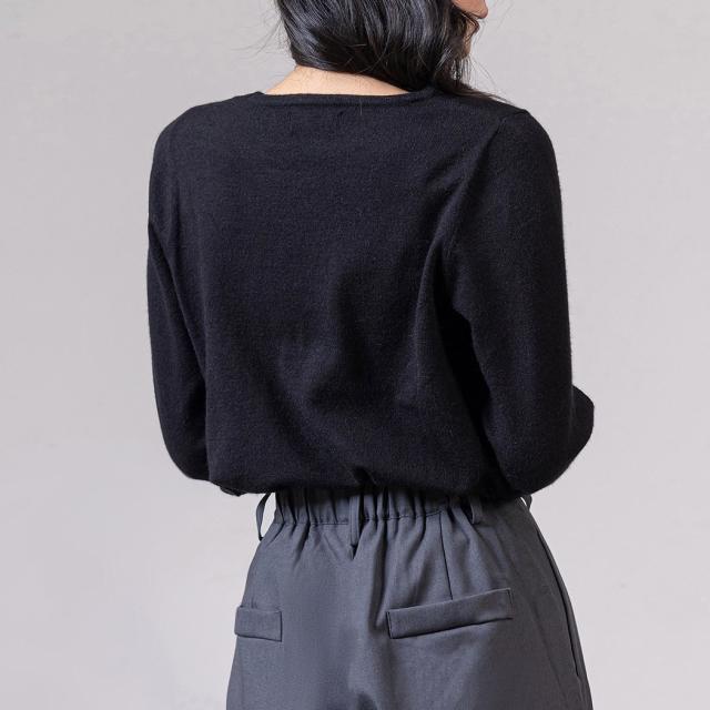 ニットセーター