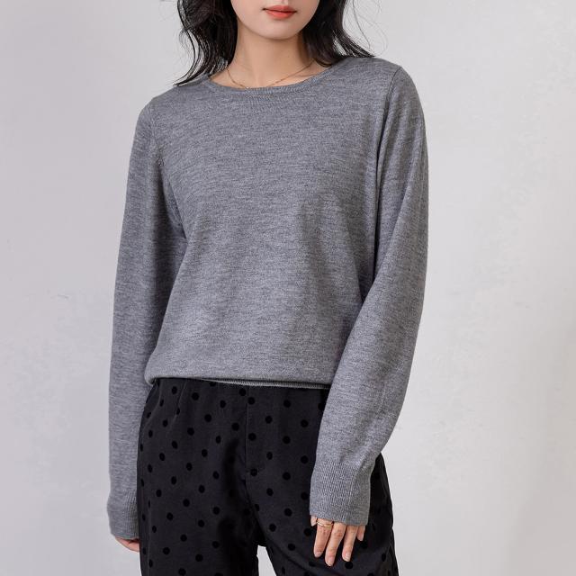 ニットセーター