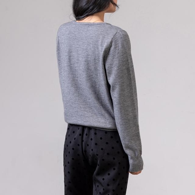 ニットセーター