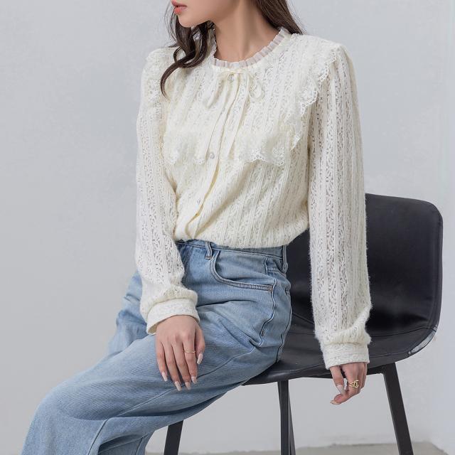 レースブラウス