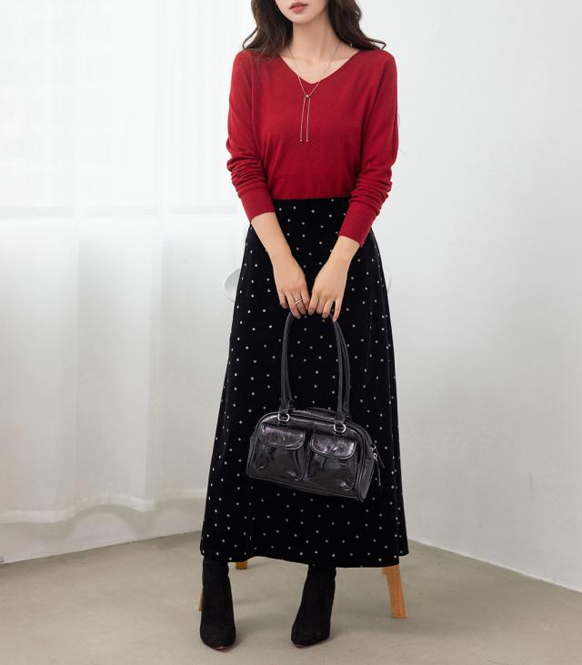 ニットトップス